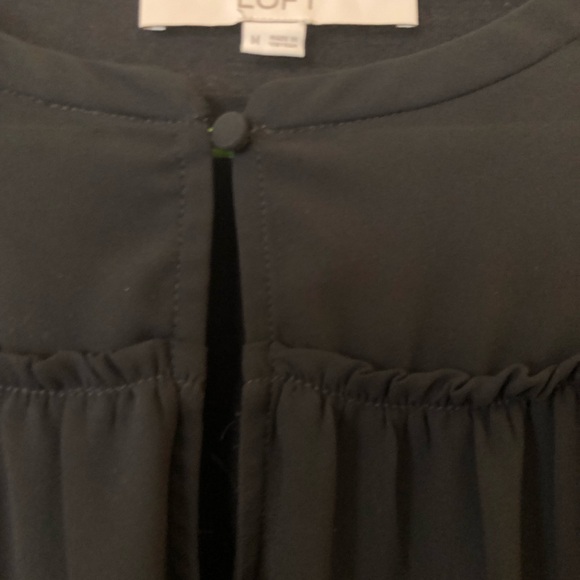 Black Loft Blouse - Picture 2 of 4